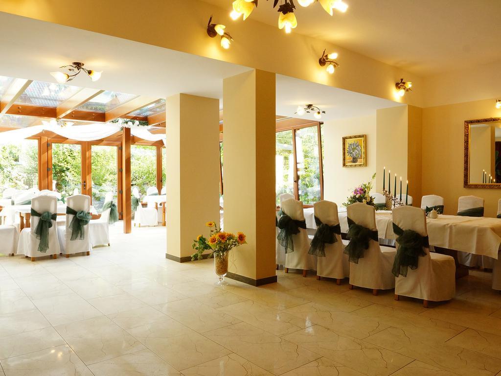 Hotel Pod Groniami *